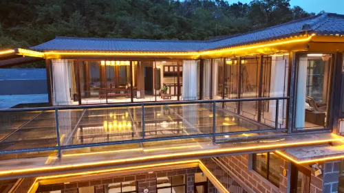 Hongxingge Hostel - วิวภูเขา