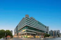 City Comfort Premier Hotel (Wuhan Hankou Railway Station Subway Station) Hotel dekat Hankou Railway Station