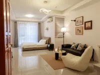 Qibai Homestay (Fude Guangchang) Hotels in Sanhe