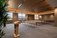 THE QUBE Hotel Select Ulanqab