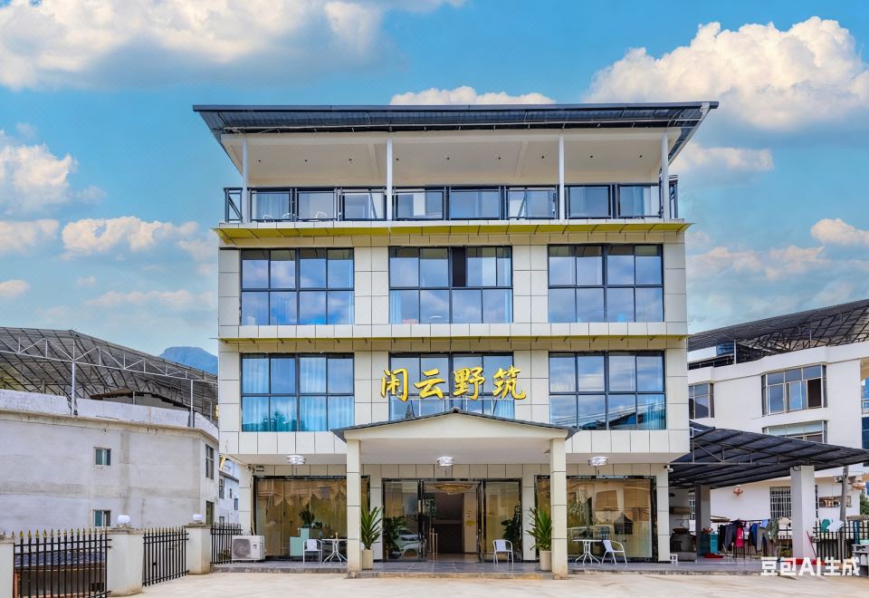 hotel overview picture