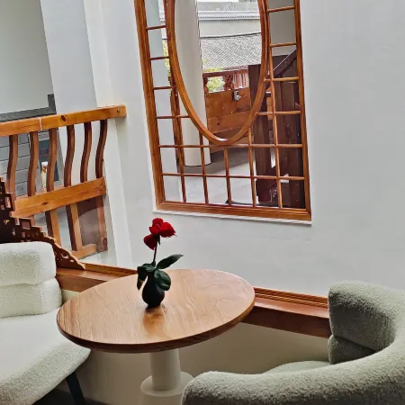 Lianyun Lodge