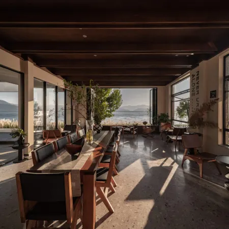 Dali Weiyang Sea-View Holiday Homestay