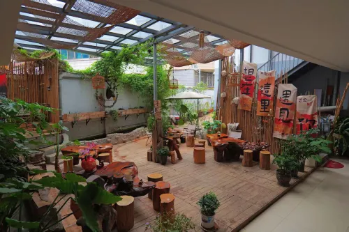 the Wood Hotel