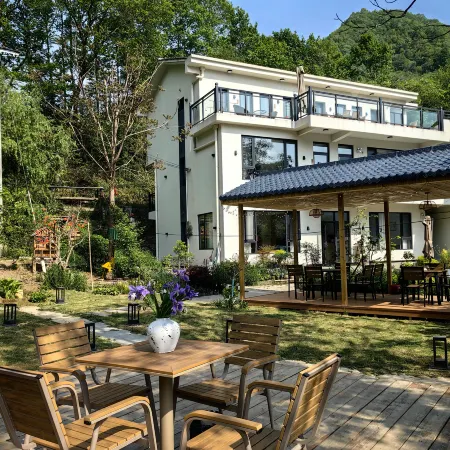 Liuba Loufanggou Mijian Homestay