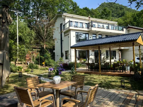 Liuba   Loufanggou Mijian Homestay