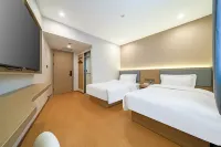 Dalin Elegant Residence Hotel (Shanghai Red House Hospital)