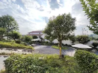 Liushan • Taoxi Countryside Homestay - parking