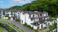 Jingdezhen Xingchuan · Qiyuan Design Guesthouse (Sanbao International Ceramic Village) - جاكوزي