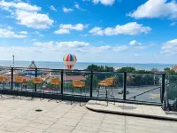 Longkou Donghai Houhai Homestay