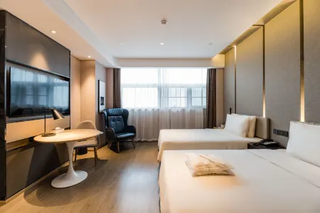 Atour Hotel, Tianhe Plaza, Nanjing Olympic Sports Center Отели рядом со станцией Xishanqiao Railway Station