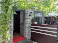 Weichang Jingsaiyuan Farm House Hotels near Mechanical Forest Farm