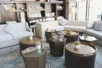 Minshan Yinqiao Hotel