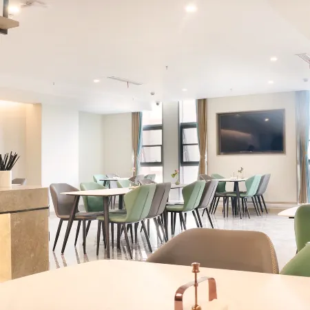 Starway Hotel (Yinan Junyue Plaza)