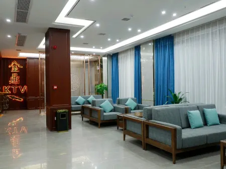 Jinding Business Hotel