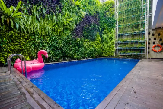 Jambuluwuk Thamrin Hotel Отели рядом с достопримечательностью «JKT 48 Theater»