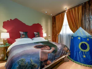 秦格喜海拔1499祕境民宿