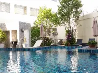 SN Plus Hotel Hotels near Noir Pub