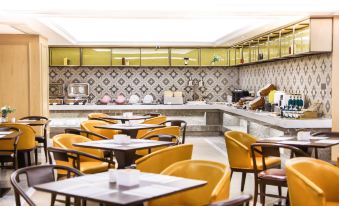 Vienna International Hotel (Xi'an East Chang'an Street subway station store)