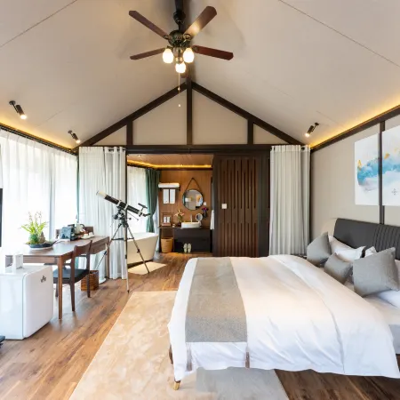 YUNTUN STARRY SKY LUXURY HOTEL
