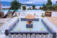 Lugu Lake Flower House Love Song Rongyi Lake View Hotel