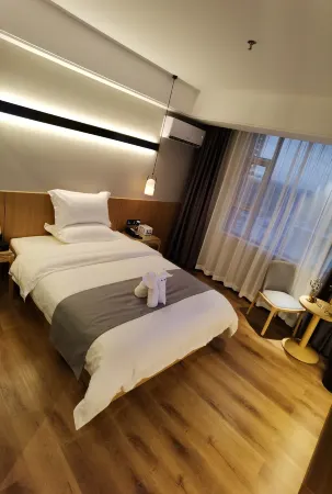 Dongguan Hongtai Hotel (Xianglong Tiandi Plaza)