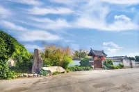 Beijing Ancient City Residence Отели рядом с достопримечательностью «Пейзажный район Юньлунь»