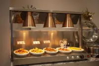 Vienna Hotel (Luoshan) - breakfast