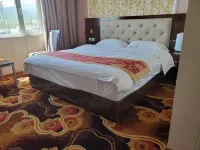Grassland Yiyi Hotel
