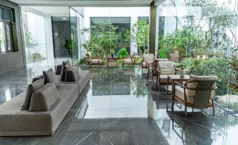 Longyou Yuyue·Heyuan Resort Hotel