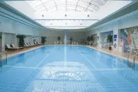 Baotou Rare Earth International Hotel - Pools
