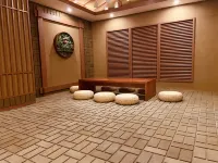 Longbai Wisdom Garden Hotel in Jiaozuo - spa