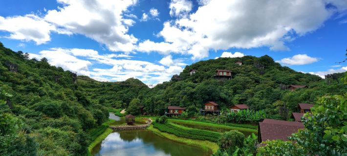 mile maitreya Keyi Yuexin Valley Resort Hotéis em Cidade de Mile