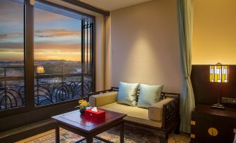 Grand Hotel Beijing(the Forbidden City，Tiananmen)