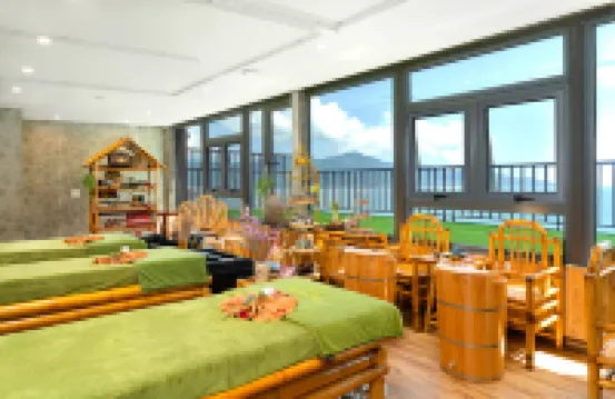 哈麗娜酒店及公寓