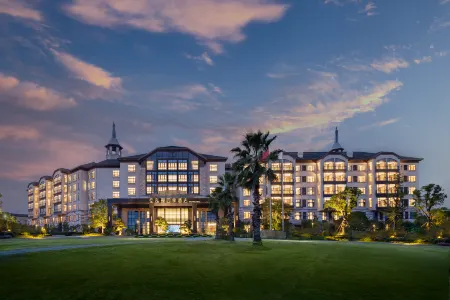 HONGJING FOURS SEASONS HOTEL