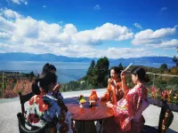 Fuxian Lake Tangsu Hot Spring Club Các khách sạn ở Trừng Giang