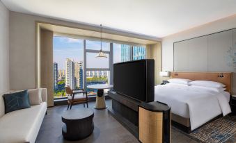 Courtyard by Marriott Luoyang