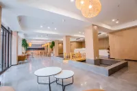 Super 8 Select Hotel (Kaifeng Qingming Shanghe Garden)