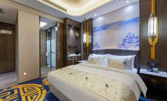 Qianyuan International Hotel (Hotan Night Market)