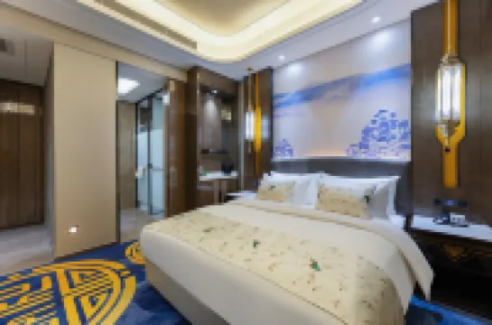 乾元インターナショナルホテル（和田ナイトマーケット）