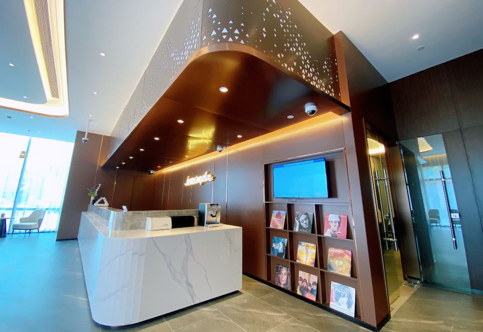 홈 인 셀렉트 상하이 푸동 공항