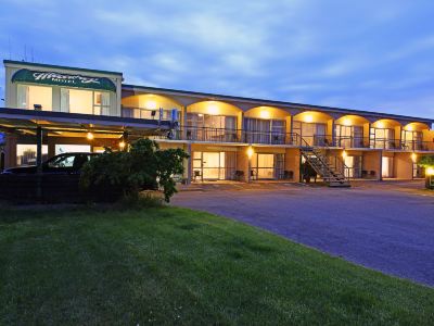 289 Midway Motel