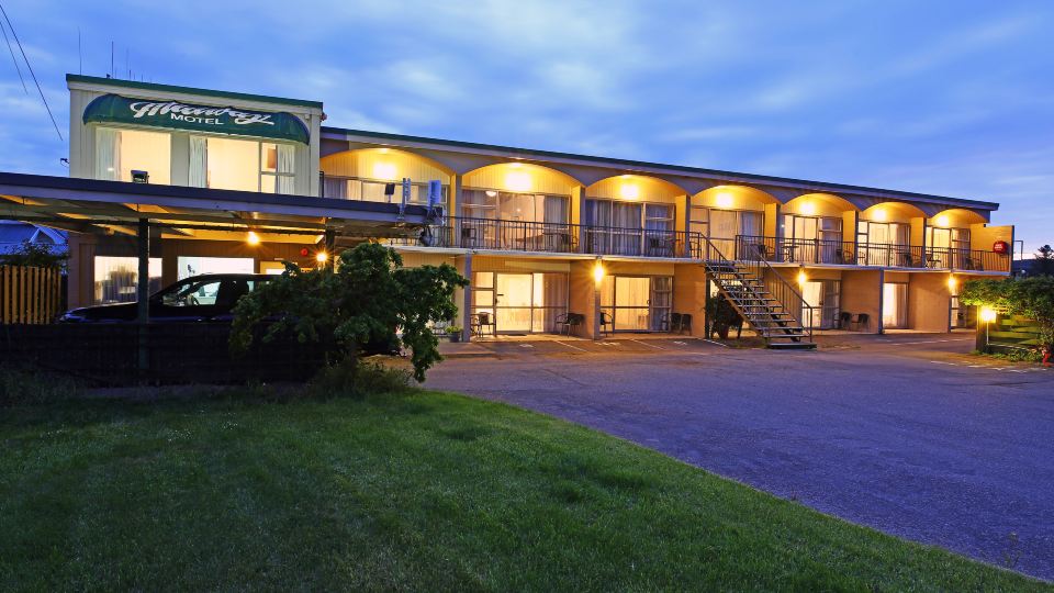289 Midway Motel