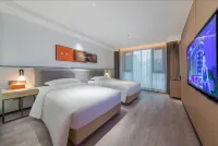 Sunlit  HOTEL