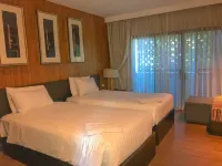 후에른 나나 좀사완