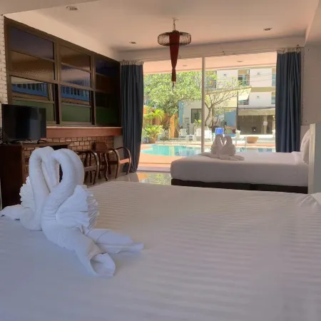 Baankasemsuk Resort Отели рядом с достопримечательностью «Нанай-роуд»