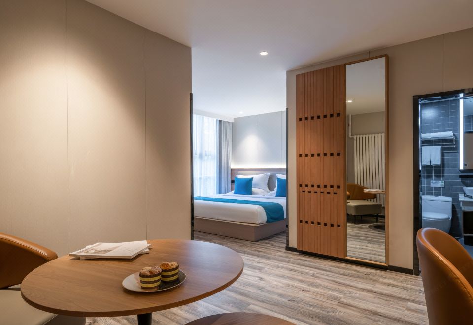 5. 어반 가든 호텔..