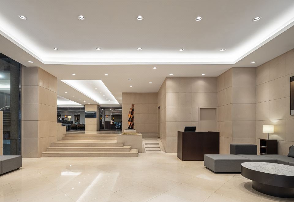 4. 레이크쇼어 호텔..