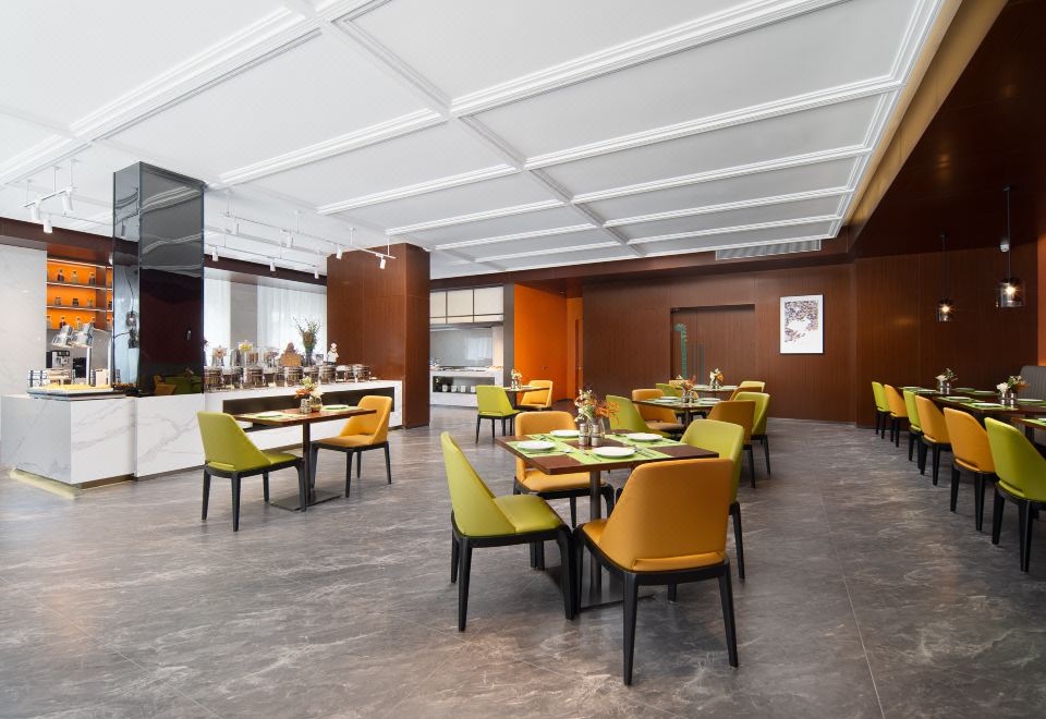 햄튼 바이 힐튼 객실